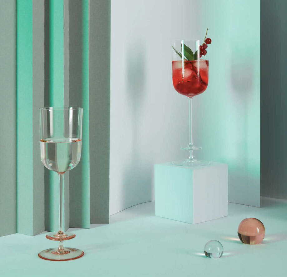 Novelties Visual White wine